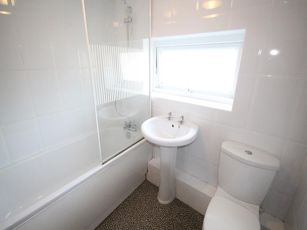 2 bedroom terraced house For Sale in Earby - 2015-10-31 10.31.21.jpg
